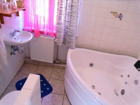 Apartmán Podzim (koupelna s vířivou vanou,wc) 